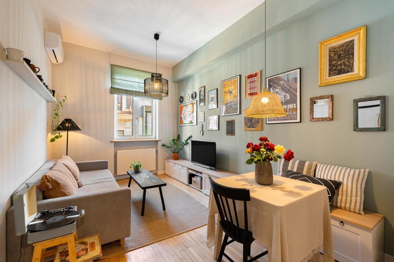 Bohemian Apartment In Old Town - Self Check-In Бухарест Екстер'єр фото